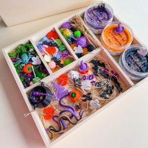 Halloween Play Dough Kit Wood