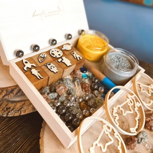 Phases of the Moon Play Dough Kit