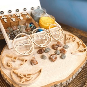 Phases of the Moon Play Dough Kit